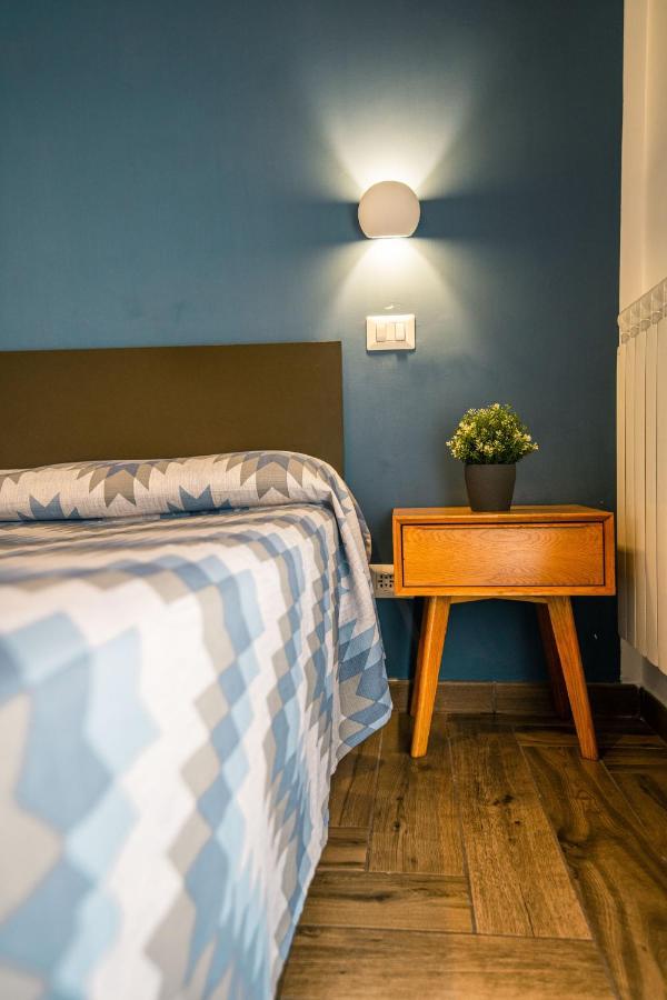 Hub Ferroviario - 12 Posti Letto Per Il Tuo Gruppo A Napoli Con Wifi E Netflix Bed and Breakfast Εξωτερικό φωτογραφία