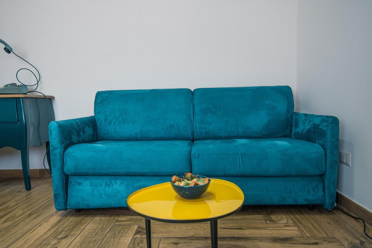 Hub Ferroviario - 12 Posti Letto Per Il Tuo Gruppo A Napoli Con Wifi E Netflix Bed and Breakfast Εξωτερικό φωτογραφία