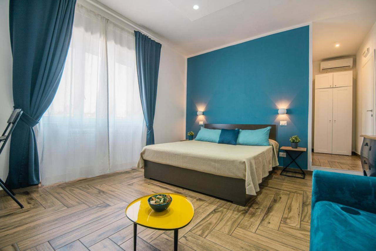 Hub Ferroviario - 12 Posti Letto Per Il Tuo Gruppo A Napoli Con Wifi E Netflix Bed and Breakfast Εξωτερικό φωτογραφία