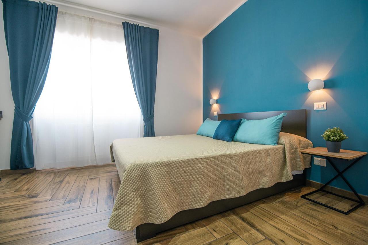 Hub Ferroviario - 12 Posti Letto Per Il Tuo Gruppo A Napoli Con Wifi E Netflix Bed and Breakfast Εξωτερικό φωτογραφία