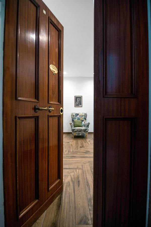 Hub Ferroviario - 12 Posti Letto Per Il Tuo Gruppo A Napoli Con Wifi E Netflix Bed and Breakfast Εξωτερικό φωτογραφία