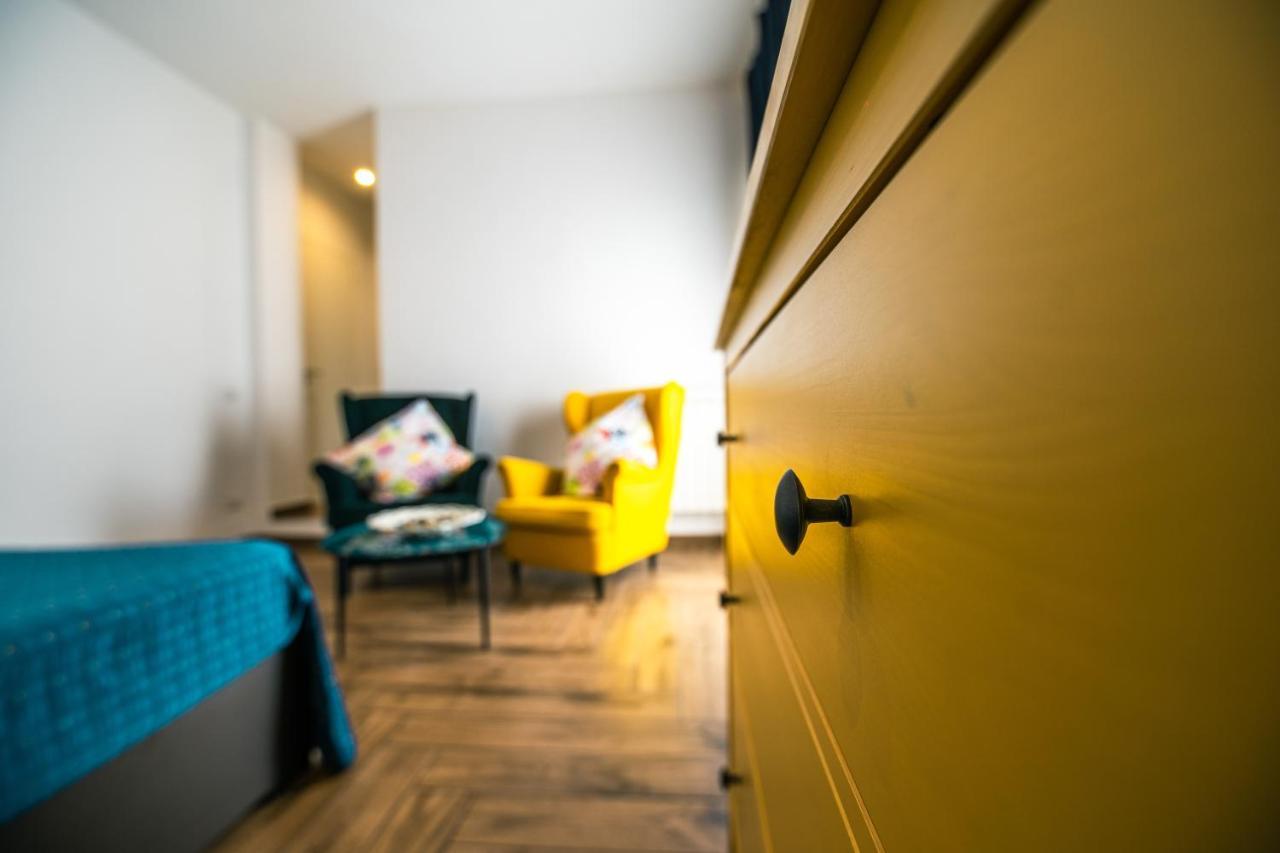 Hub Ferroviario - 12 Posti Letto Per Il Tuo Gruppo A Napoli Con Wifi E Netflix Bed and Breakfast Εξωτερικό φωτογραφία